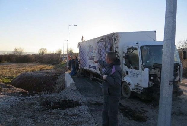 Пијани Нишлија украо камион пун млека